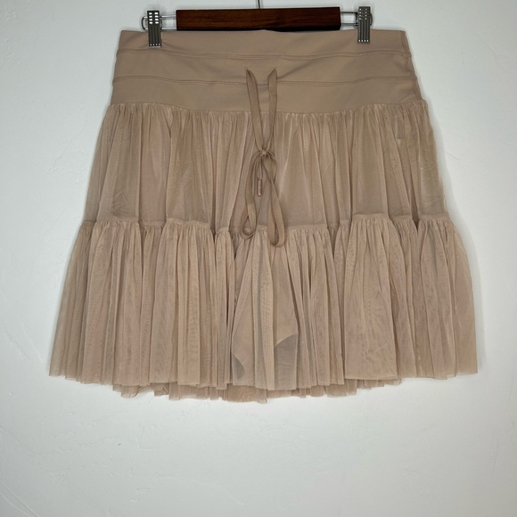 POPFLEX Pants - Popflex Pirouette Skort Beige Size 1X Athleisure Tennis Pickleball Tulle